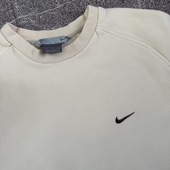 Men's Vintage Y2K Nike Cream Off White Basic Mini Logo Crewneck Sweatshirt Sz L - Picture 3 of 4